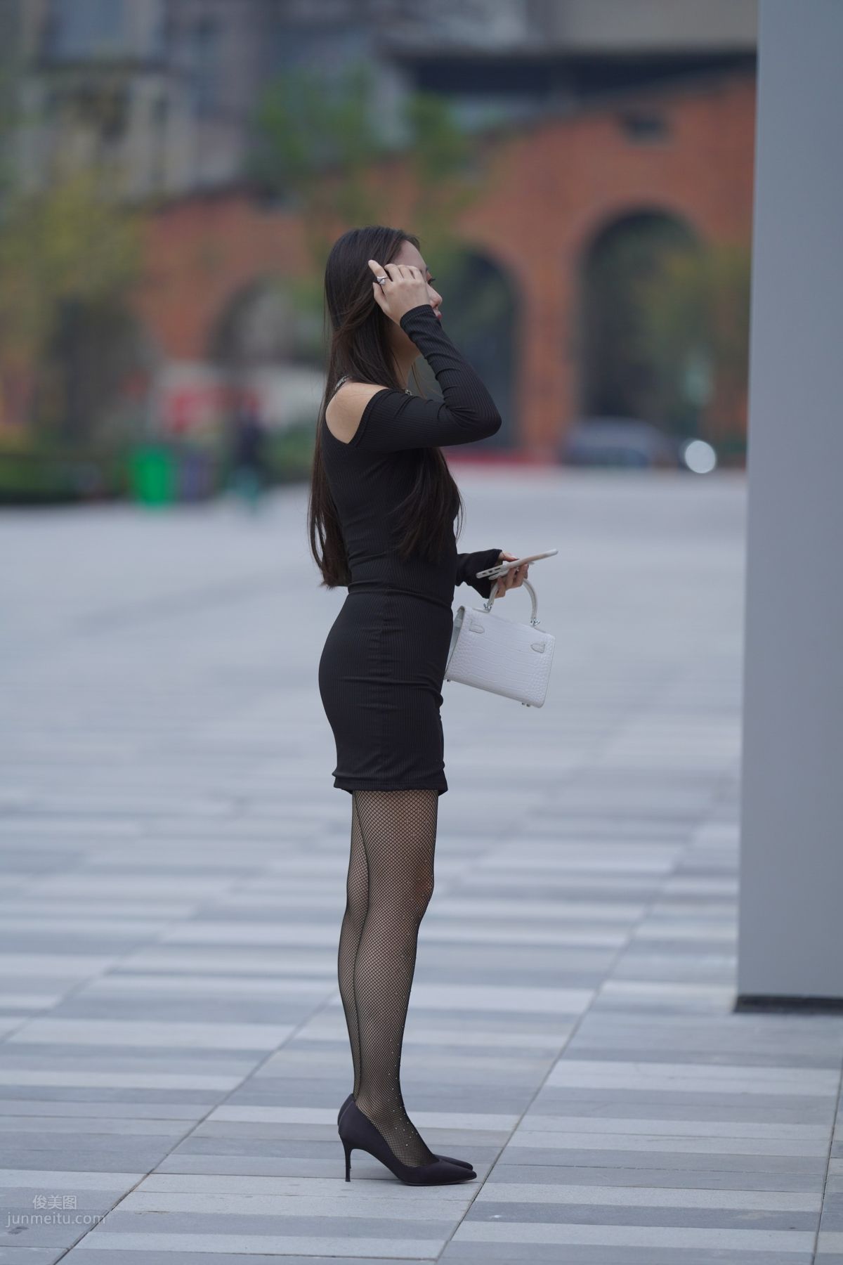 [魔鏡街拍] 133 非常性感的網襪小姐姐 8