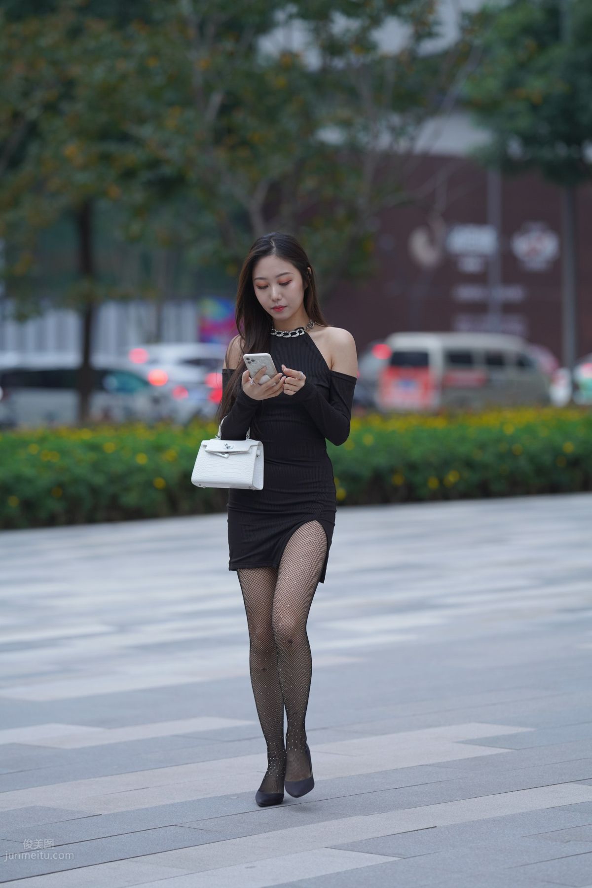 [魔鏡街拍] 133 非常性感的網襪小姐姐 139