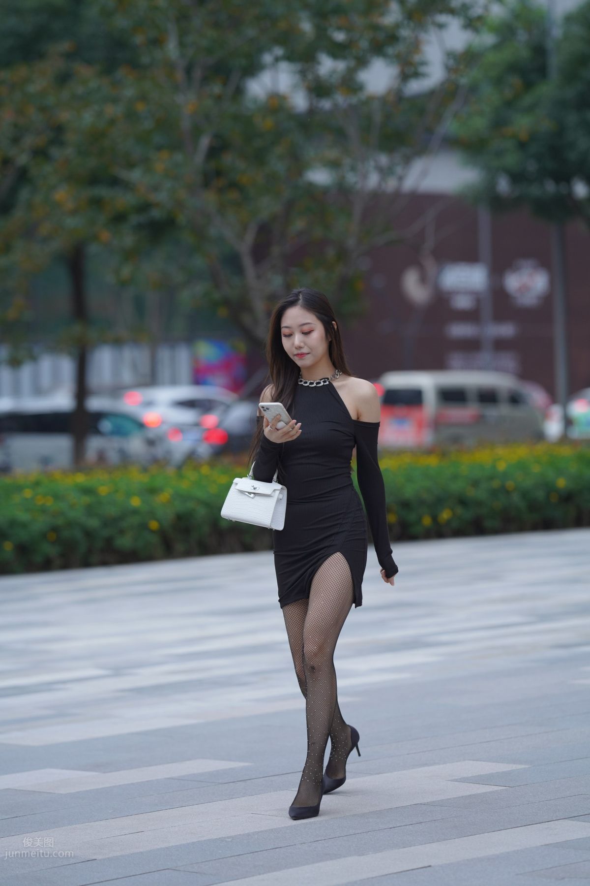 [魔鏡街拍] 133 非常性感的網襪小姐姐 141