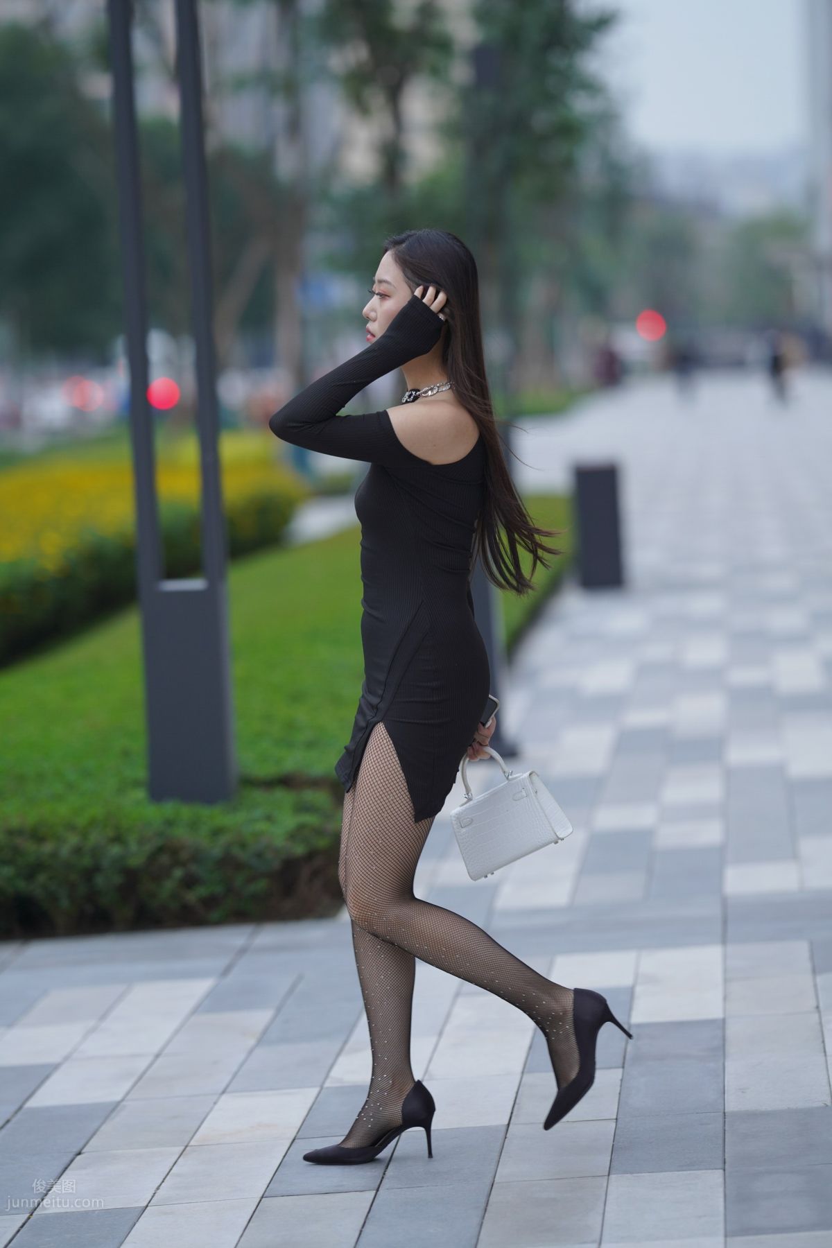 [魔鏡街拍] 133 非常性感的網襪小姐姐 178