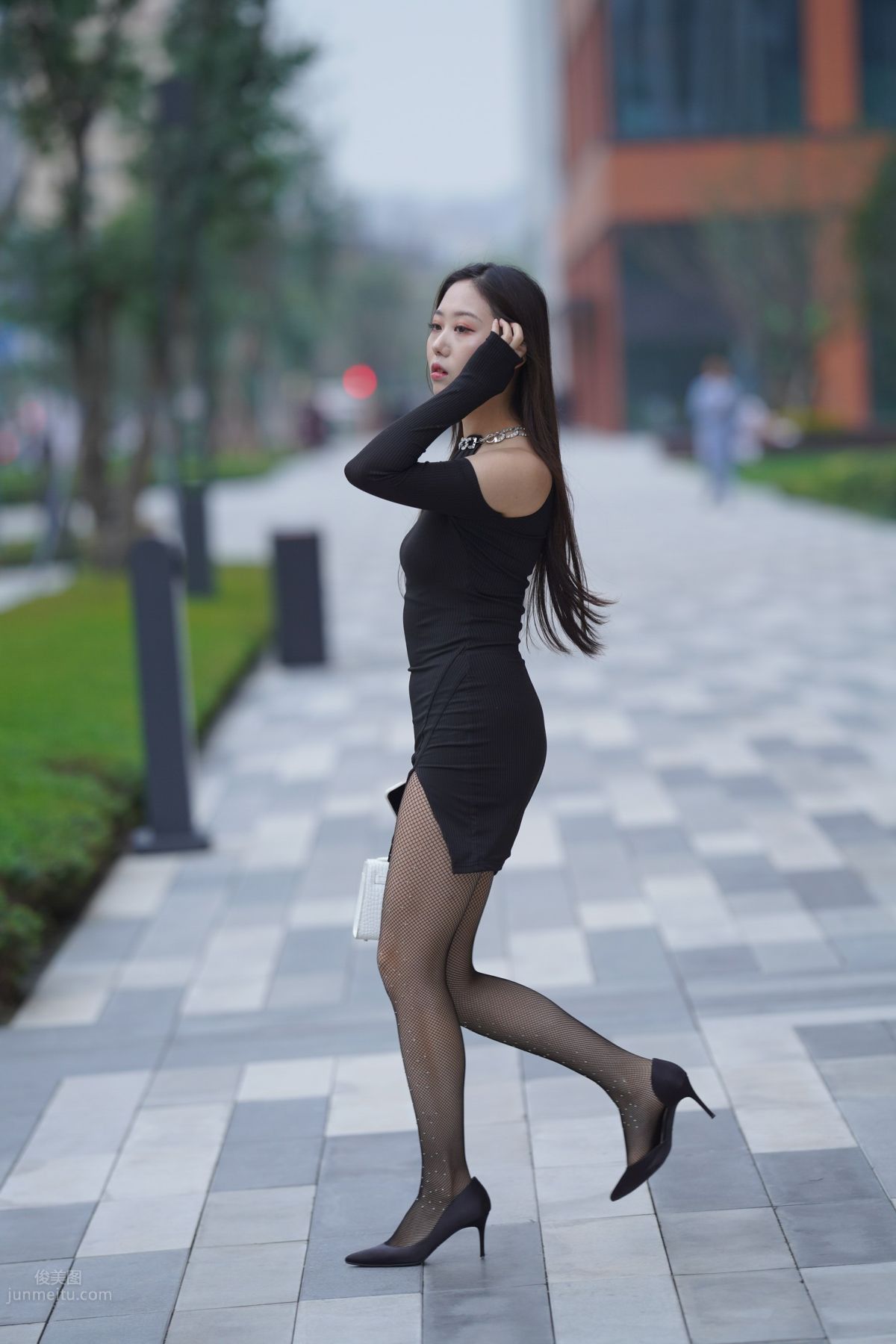 [魔鏡街拍] 133 非常性感的網襪小姐姐 179