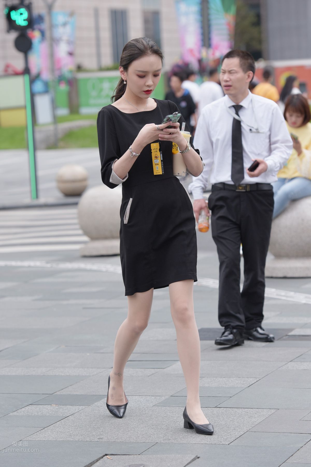 魔鏡街拍 NO.163 街拍黑色連衣裙小姐姐 175